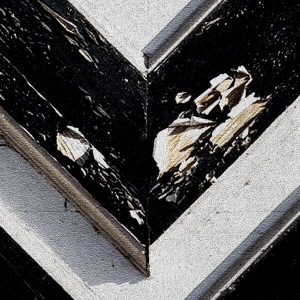 GEOMETRIC WOOD gallery image